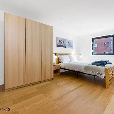 Exclusive 2 Bedroom Flat Near Buckingham Palace Лондон Екстериор снимка